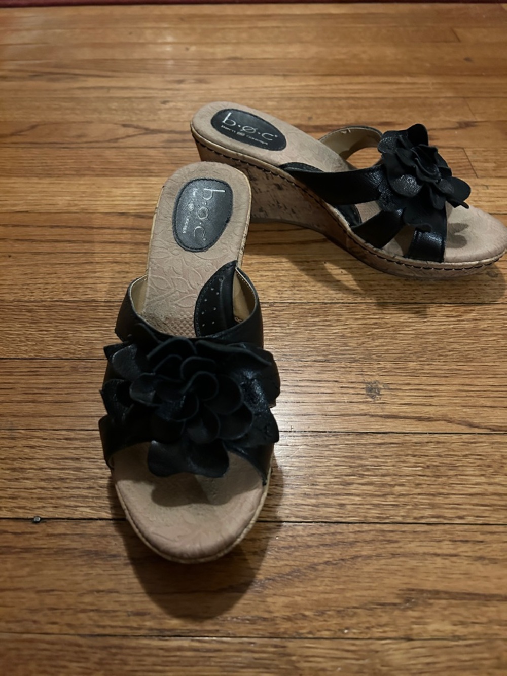 b.o.c. Black Floral Leather Wedge Sandals